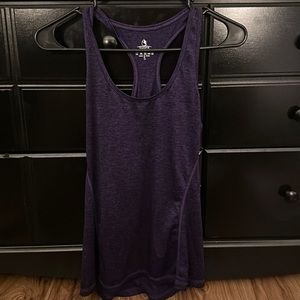 Women’s work out tank top